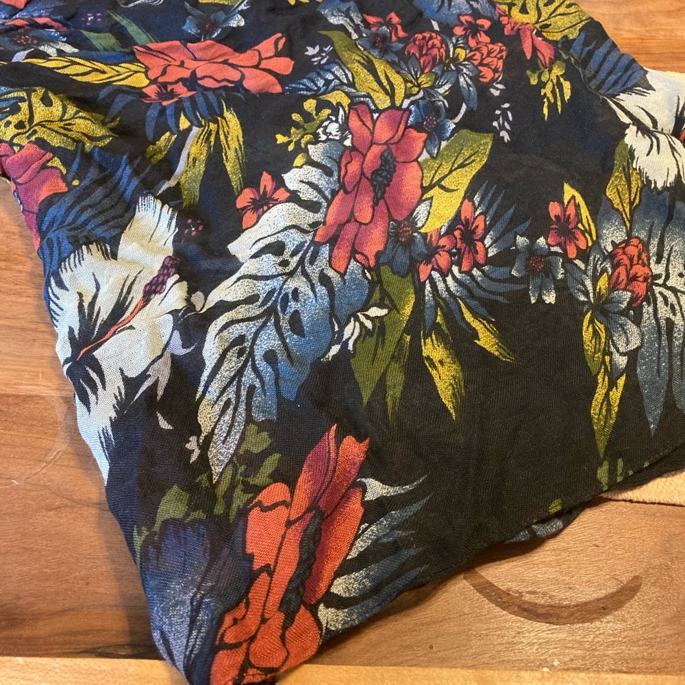 Light weight infinity scarf World Market brand NWT